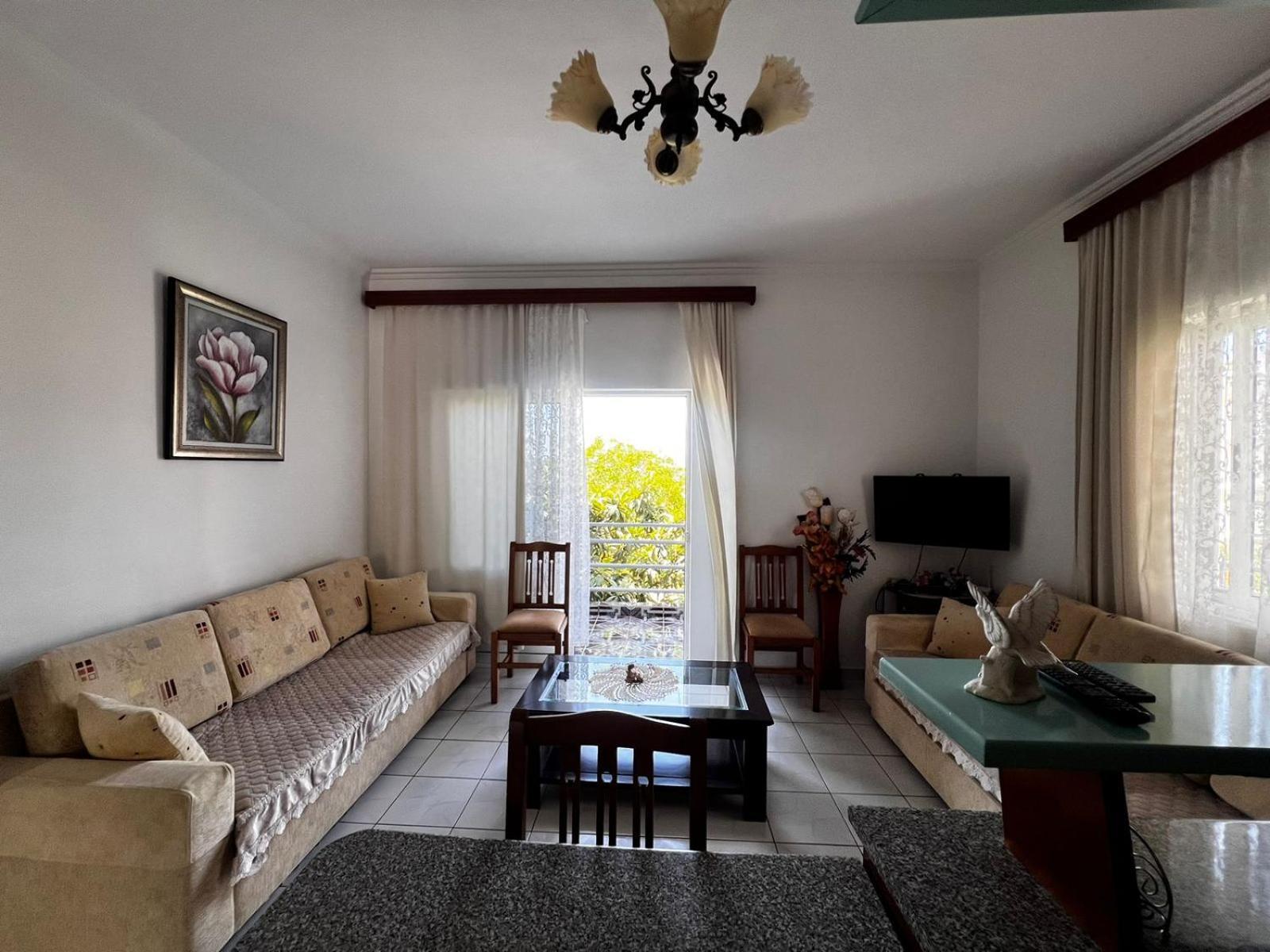 Apartament Sadik *